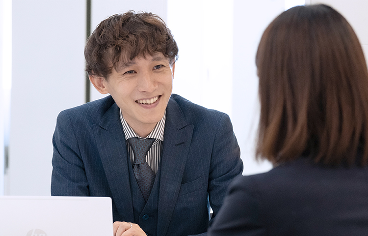 お取引先様である企業から仕事を頂き、加盟店様や他業者様に送客しています。