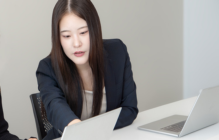 チームでの目標達成と、パートナー様の喜びの声がやりがいです。