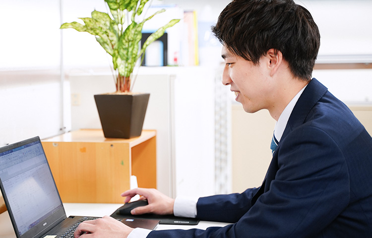 ゼロから作ったものが完成した時はとても嬉しいです。