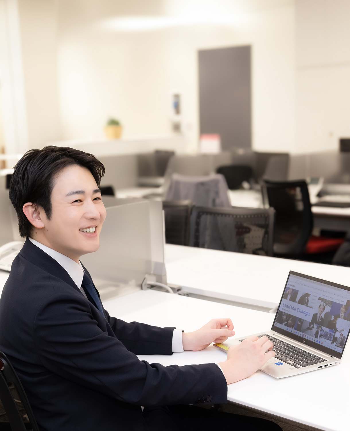 オンライン完結で独立開業までをサポートする新規加盟店募集の営業担当をしています。